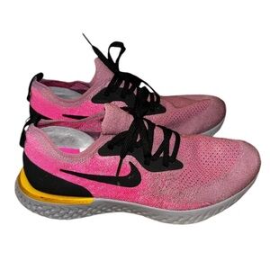 Nike pink knit tennis